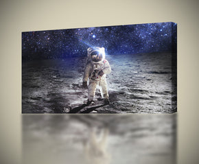 Astronaute sur la toile de lune impression Giclee