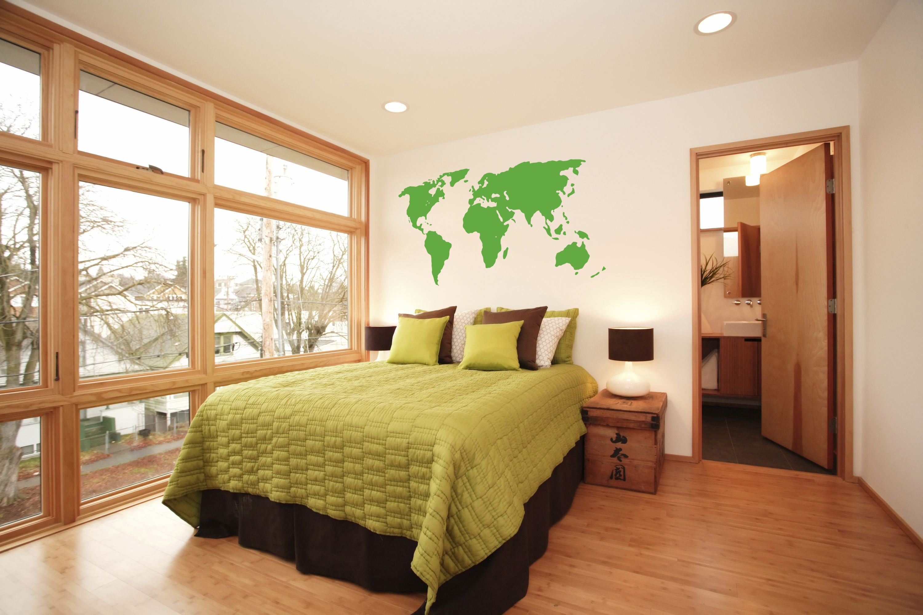 WORLD MAP Wall Sticker Decal Stencil Silhouette SST006
