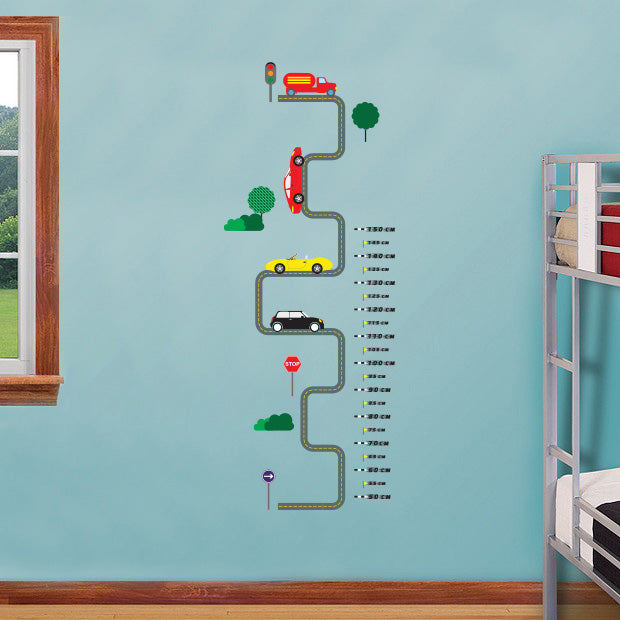 Tableau de hauteur de croissance du circuit routier pour autocollant mural pour enfants WC197