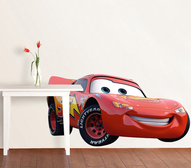 Lightning McQueen  Lightning mcqueen, Disney cars, Disney wall decals